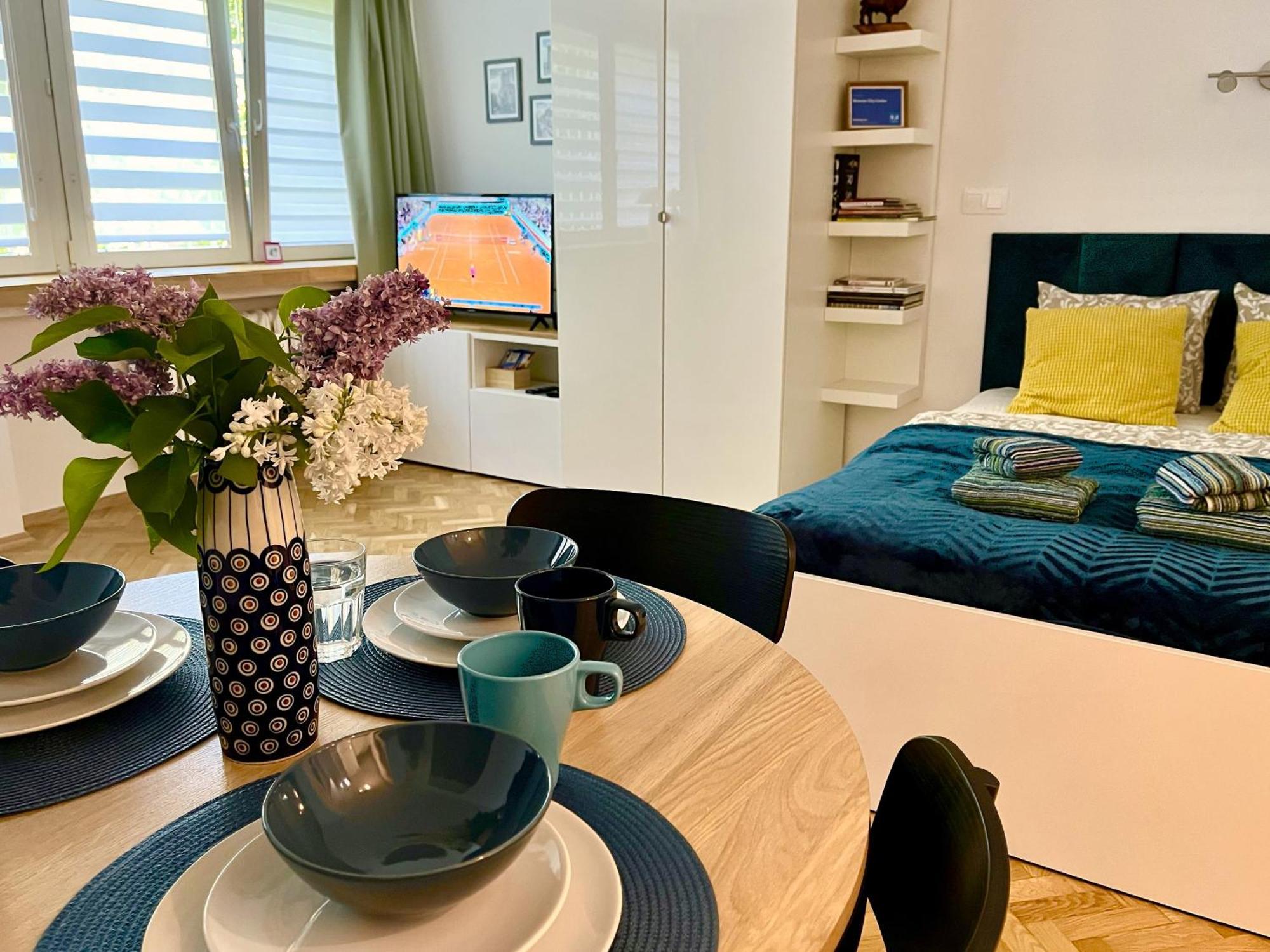 Center Apartment *